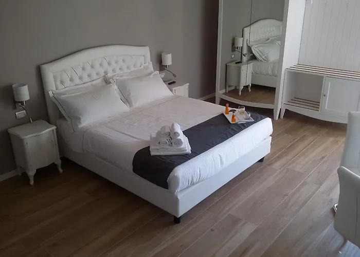 Alojamento de Acomodação e Pequeno-almoço Emozioni E Relax 3*